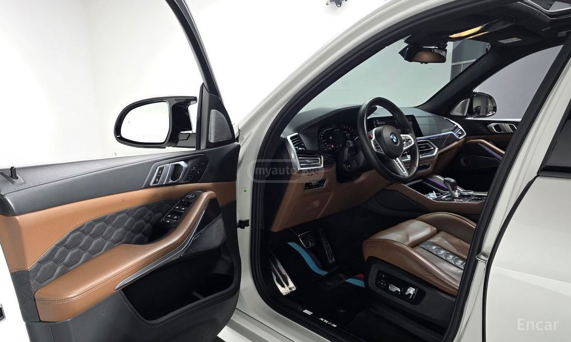 BMW Competition 4dr All-Wheel Driv — миниатюра 13