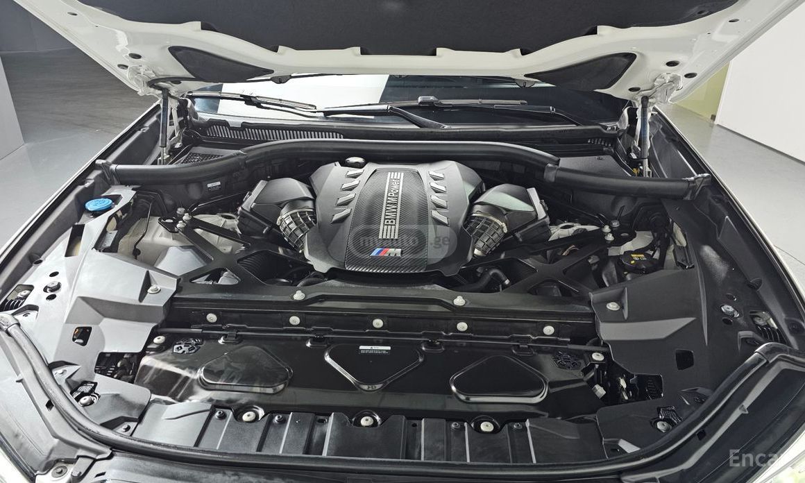 BMW Competition 4dr All-Wheel Driv — миниатюра 6