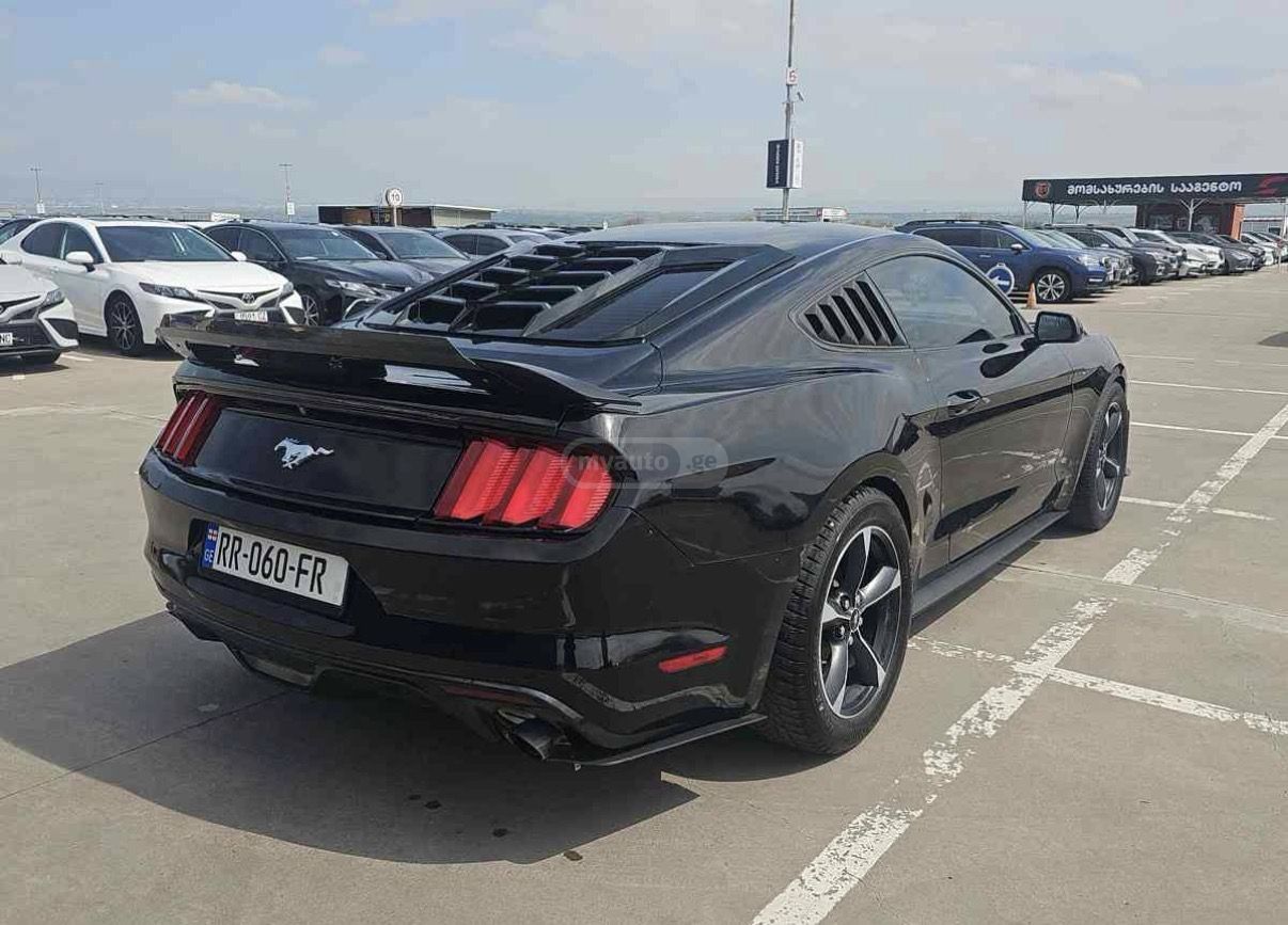 Ford Mustang - фото 4