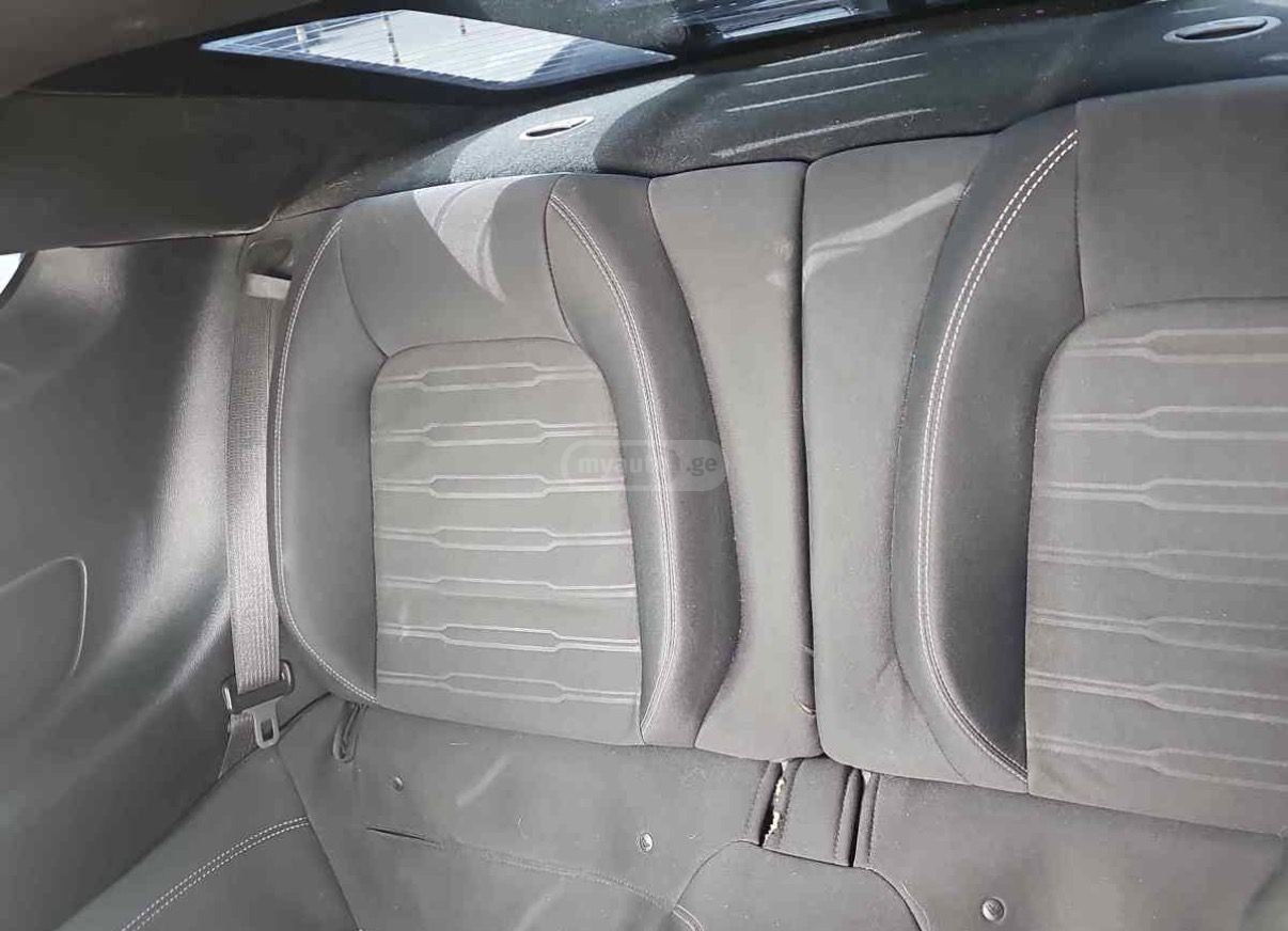 Ford Mustang - фото 7