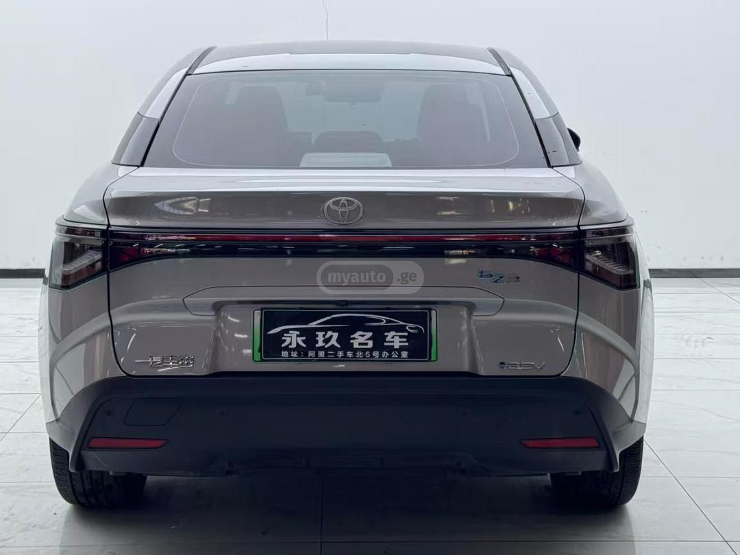 Toyota Elite Pro — миниатюра 3