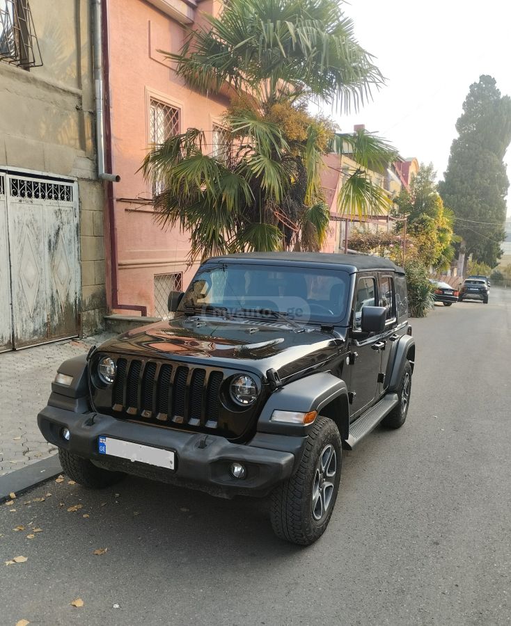 Jeep Wrangler - фото 1