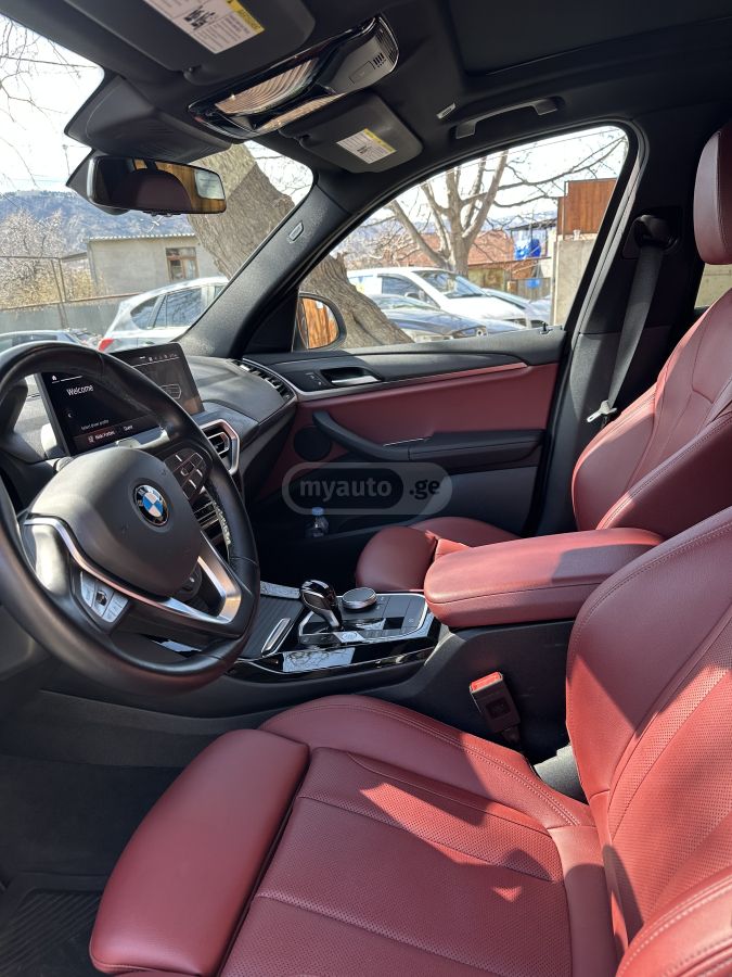 BMW sDrive30i 4dr 4x2 Sports Activ — миниатюра 10