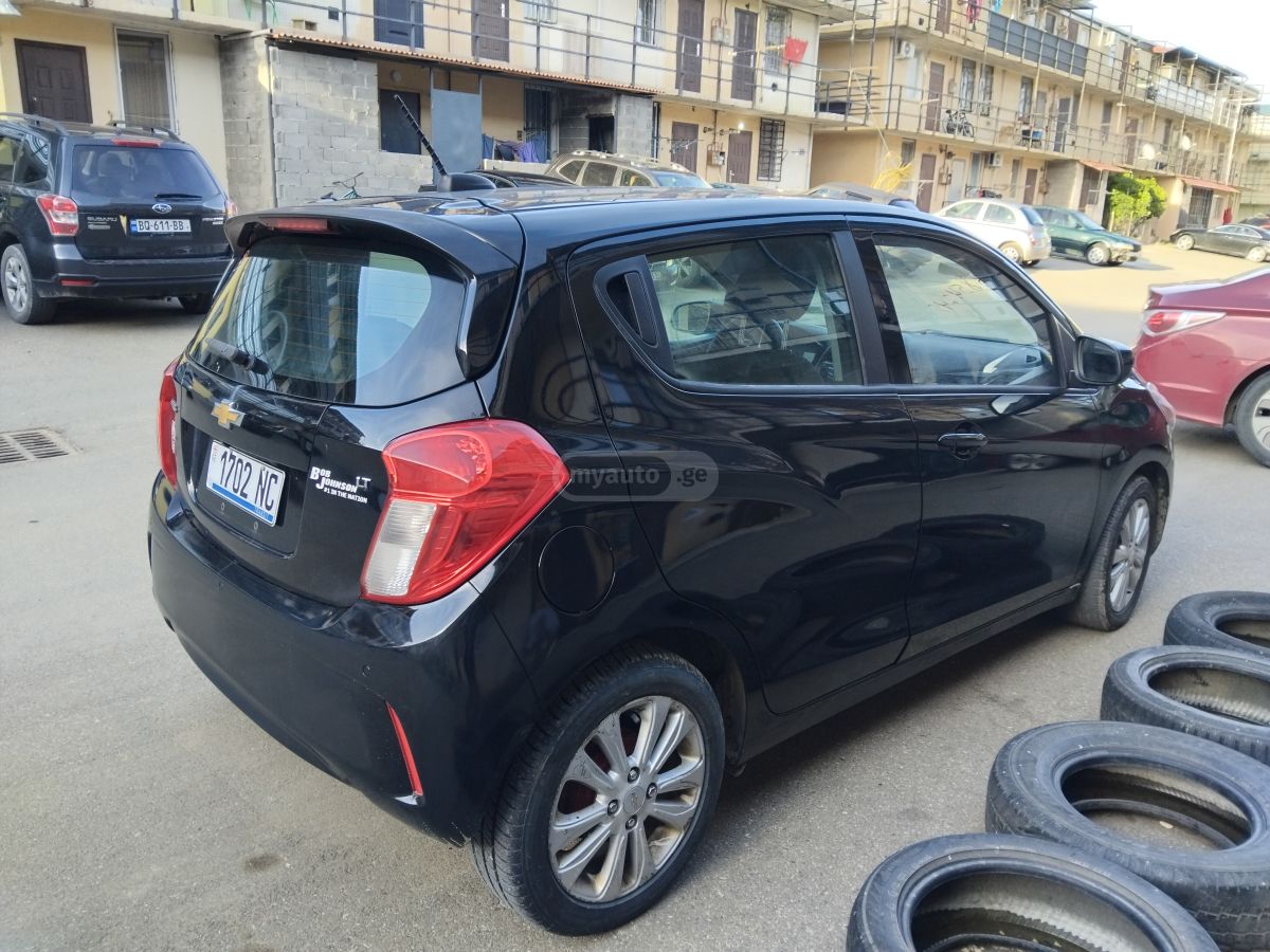 Chevrolet Spark - фото 11
