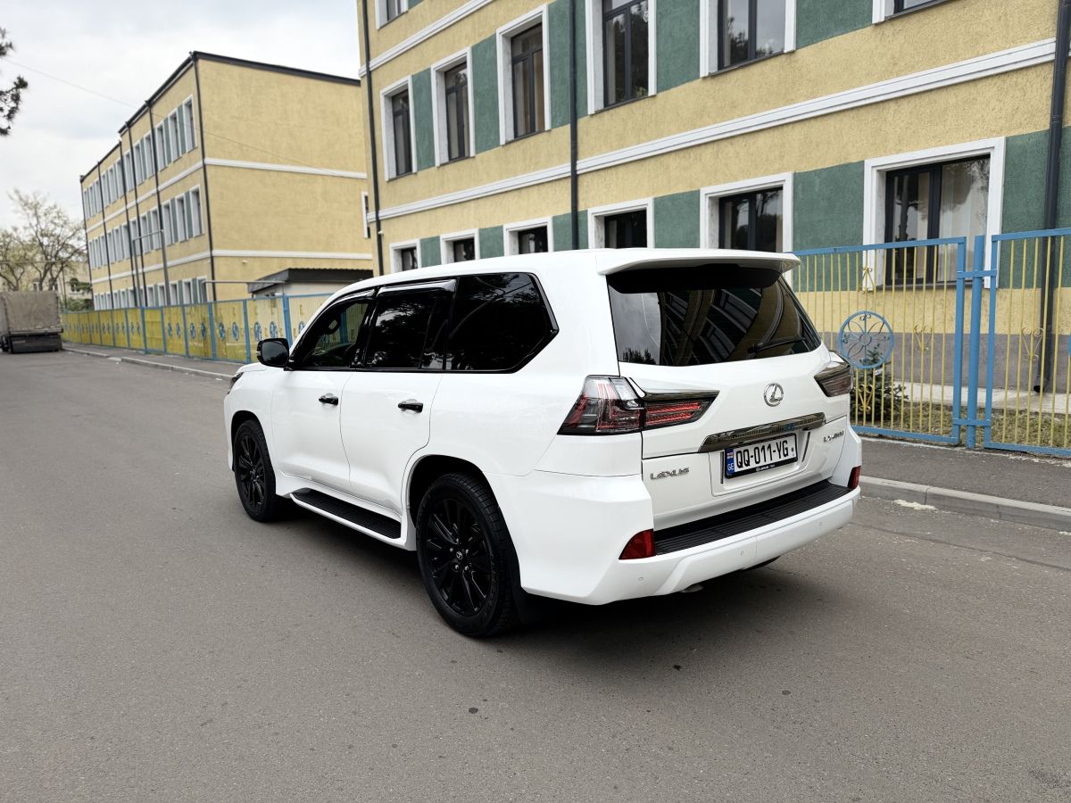 Lexus LX 450 - фото 14