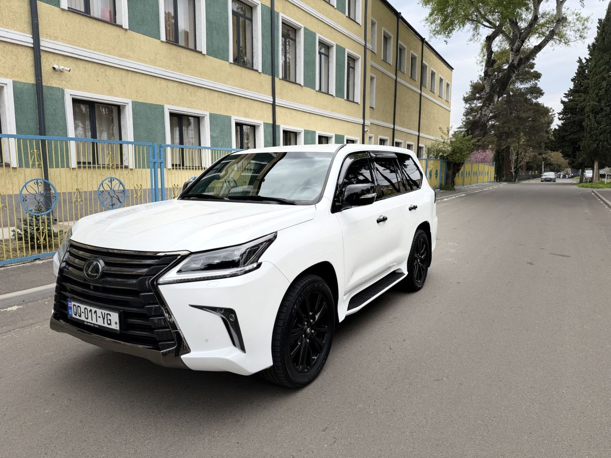 Lexus LX 450 - фото 3