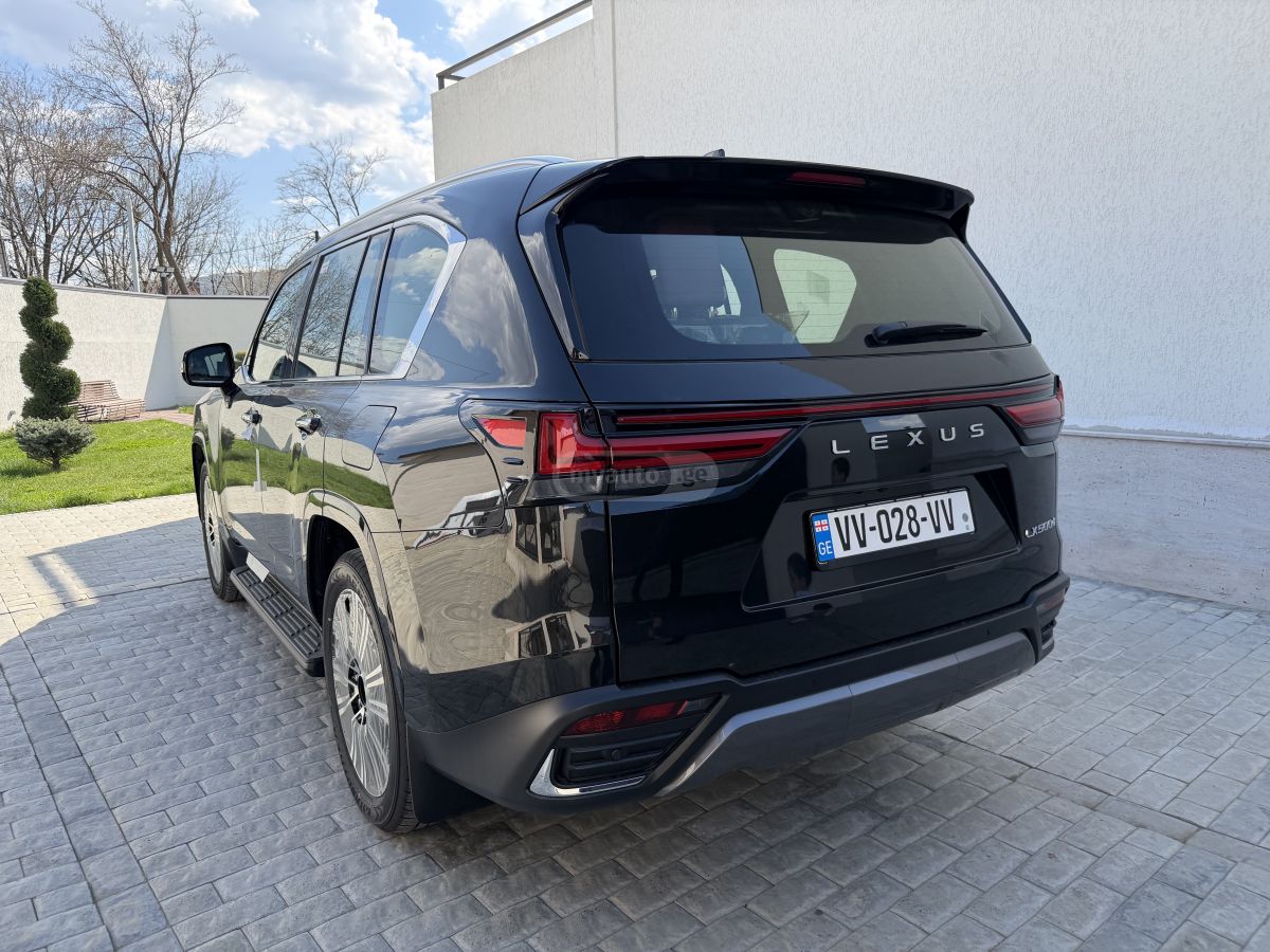 Lexus LX 500 - фото 4