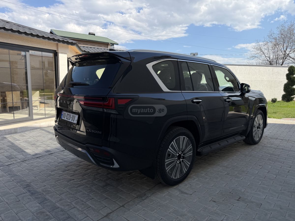 Lexus LX 500 - фото 5