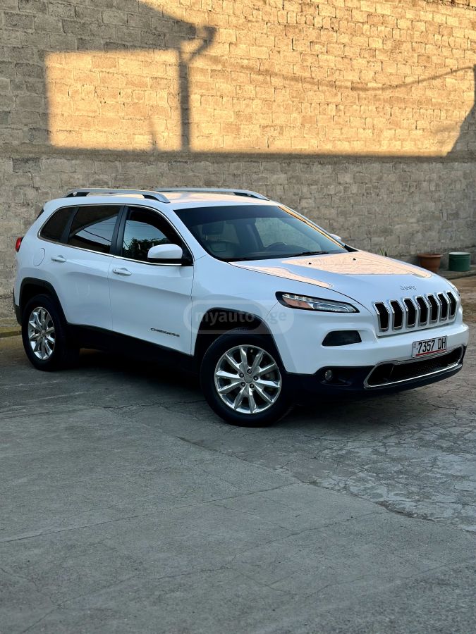 Jeep Cherokee - фото 4