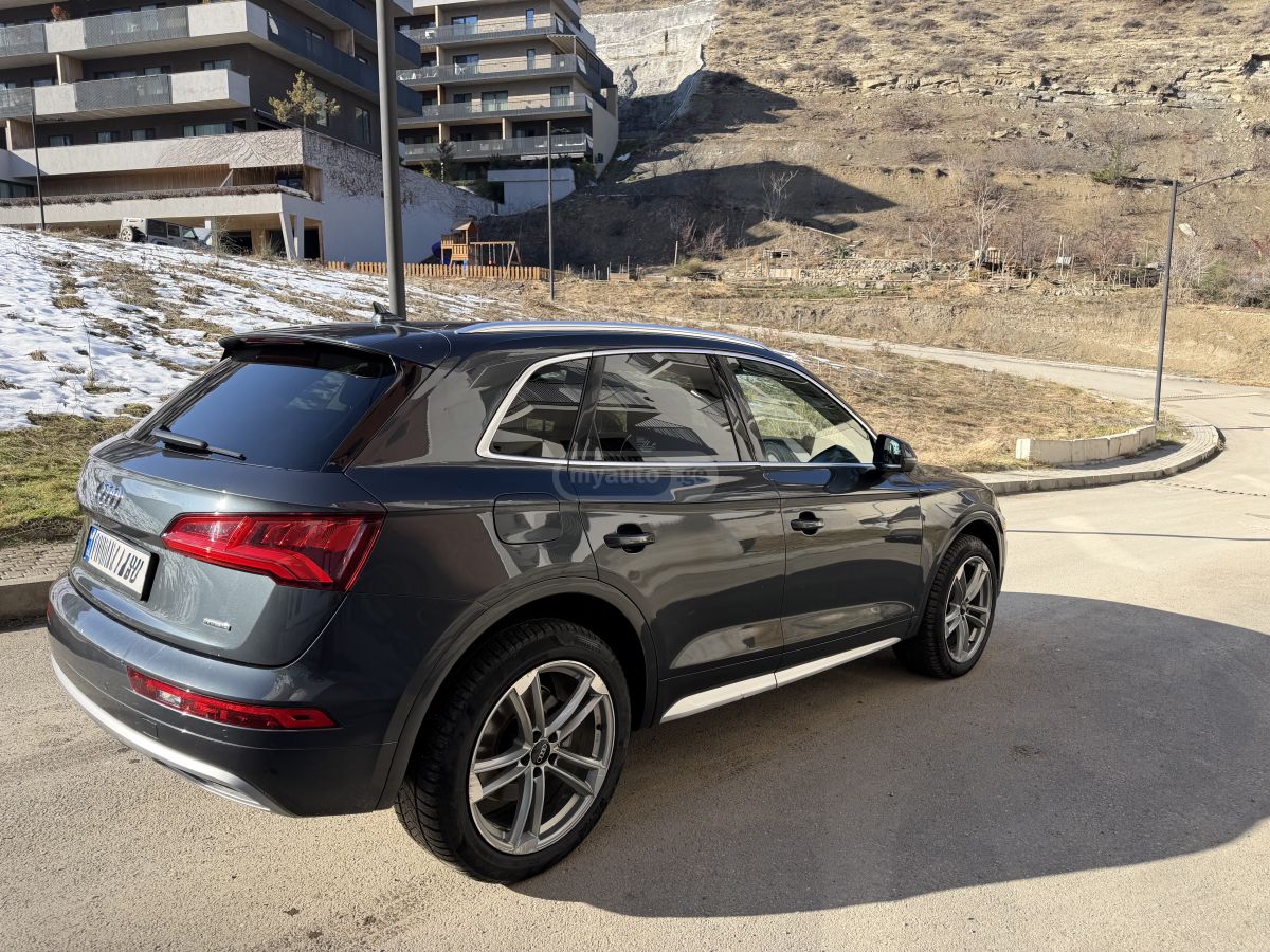 Audi Q5 - фото 4