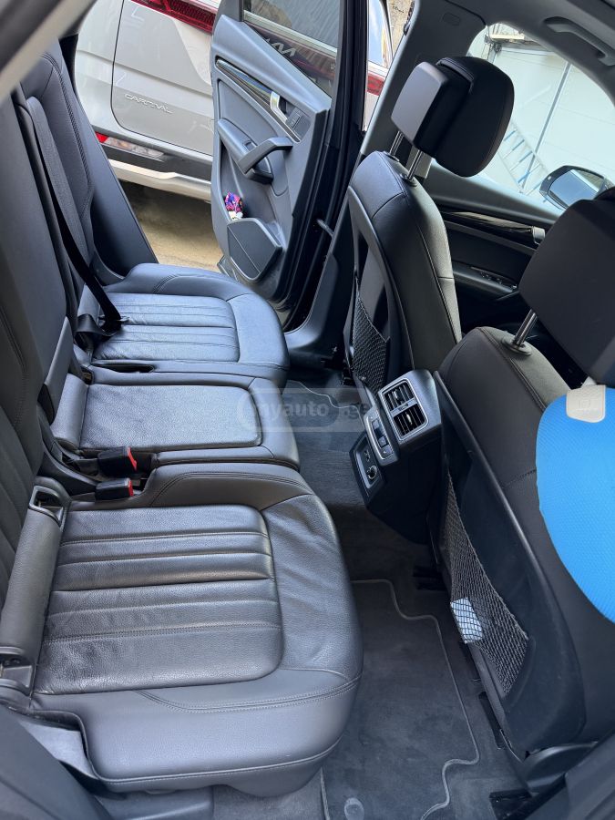 Audi Q5 - фото 9