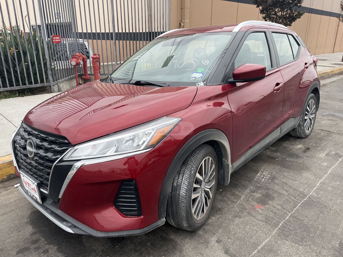 Nissan SV 4dr Front-Wheel Drive CVT — миниатюра 2