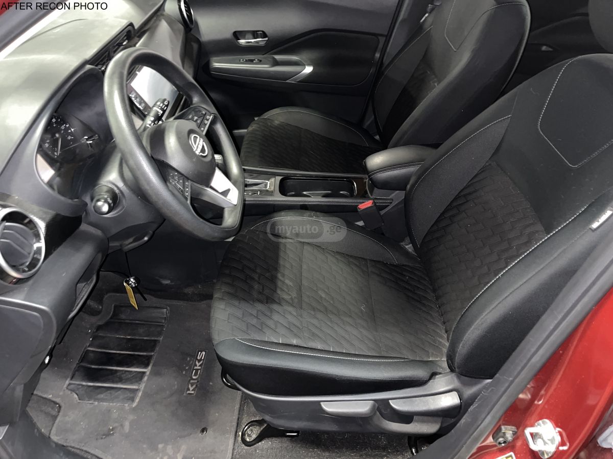 Nissan SV 4dr Front-Wheel Drive CVT — миниатюра 5