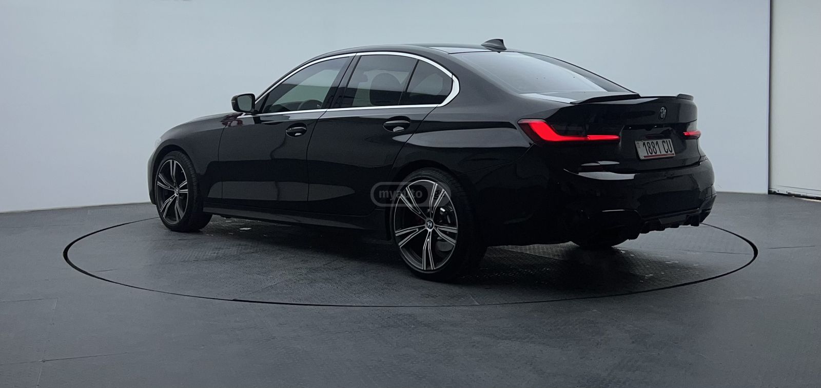 BMW 330 - фото 5