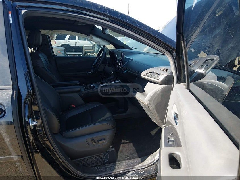 Toyota Sienna 2024 — миниатюра 10