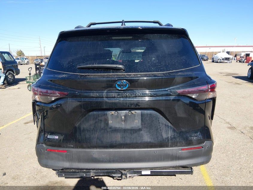 Toyota Sienna 2024 — миниатюра 4