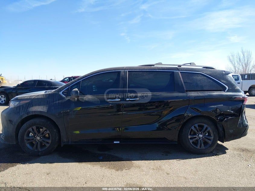 Toyota Sienna 2024 — миниатюра 5