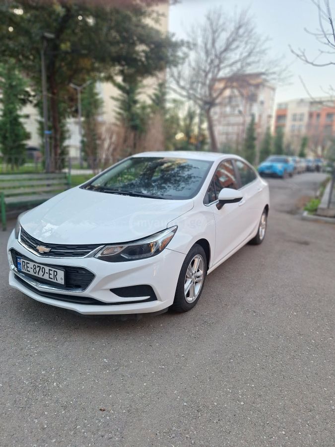 Chevrolet Cruze - фото 10