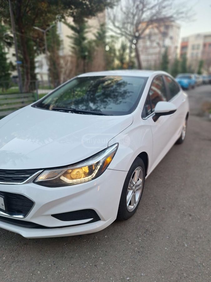 Chevrolet Cruze - фото 2