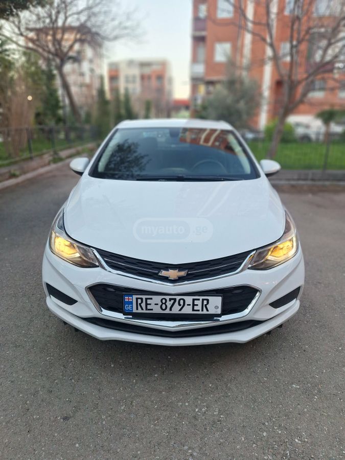 Chevrolet Cruze - фото 9