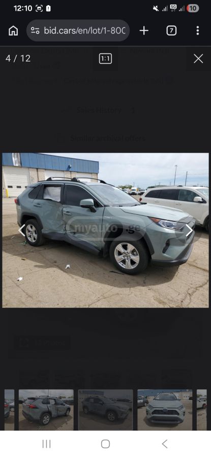 Toyota RAV 4 - фото 4