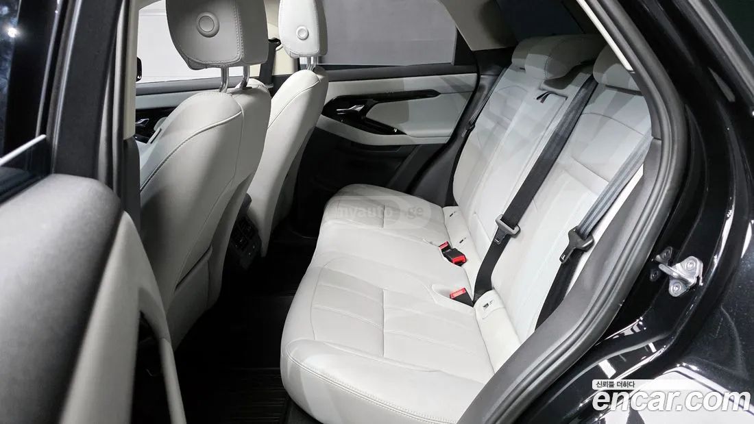 Land Rover Range Rover Evoque 2025 — миниатюра 12