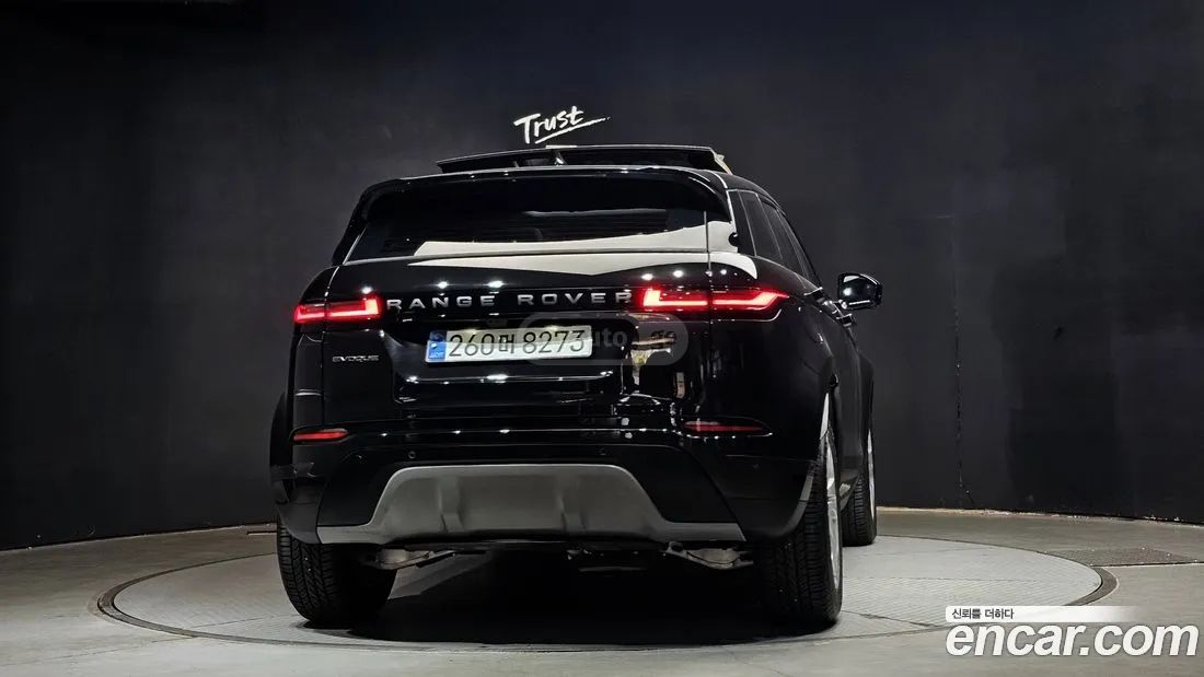 Land Rover Range Rover Evoque 2025 — миниатюра 4