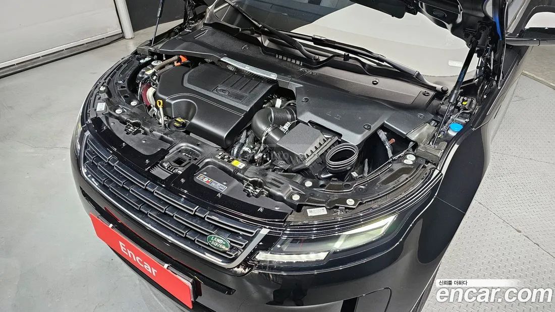 Land Rover Range Rover Evoque 2025 — миниатюра 6