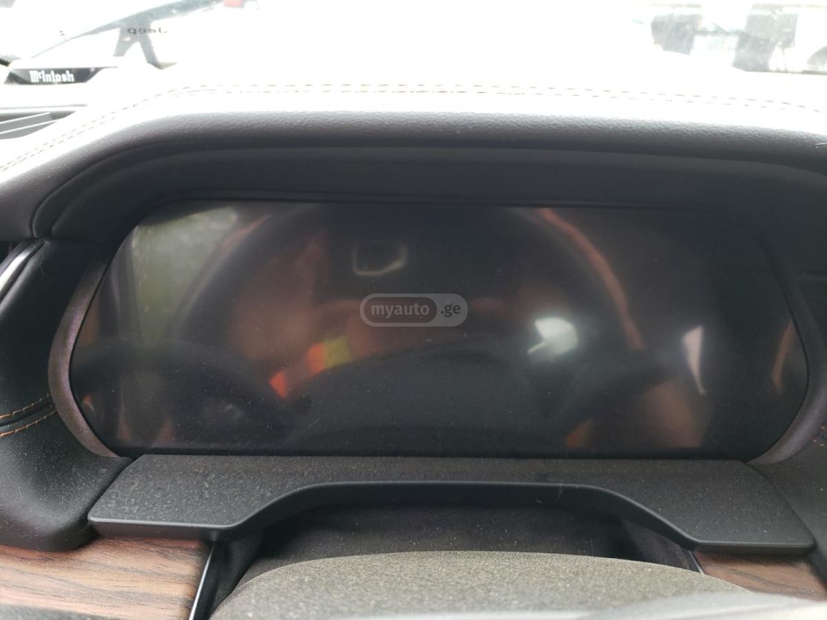 Jeep Grand Cherokee - фото 9