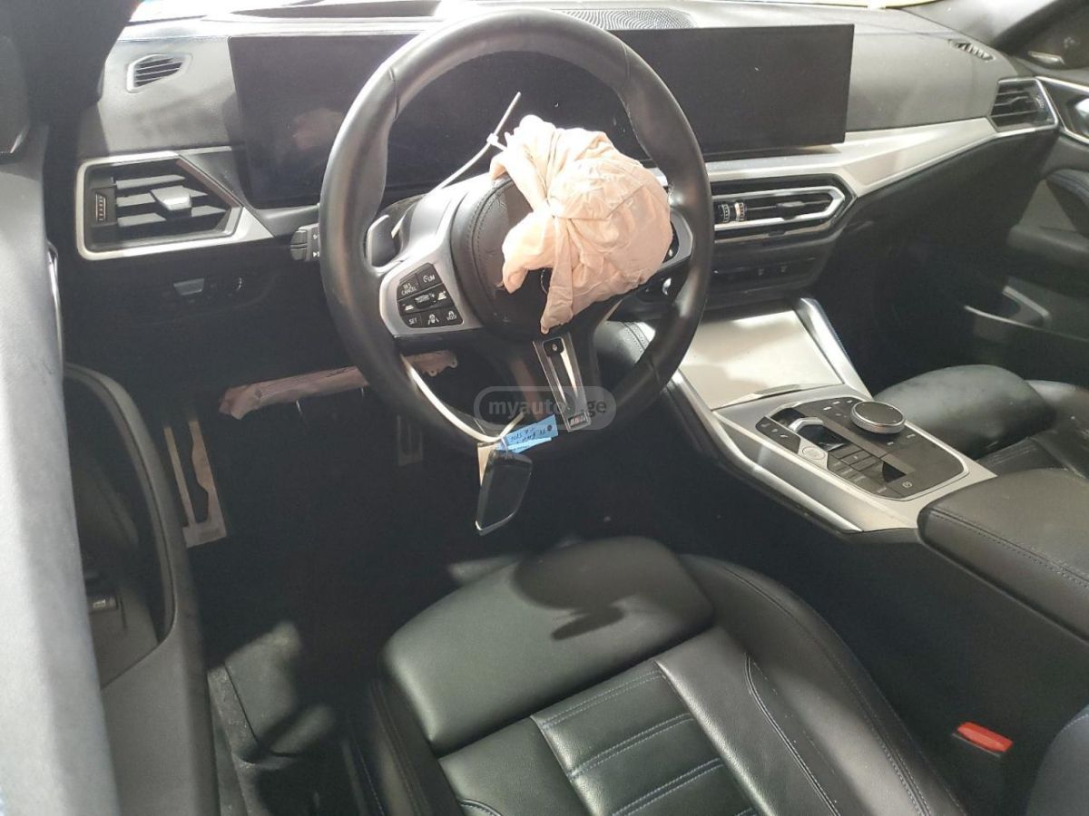 BMW i xDrive 2dr All-Wheel Drive C — миниатюра 6