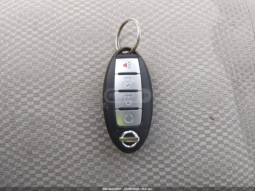 Nissan Rogue Sport 2022 — миниатюра 10