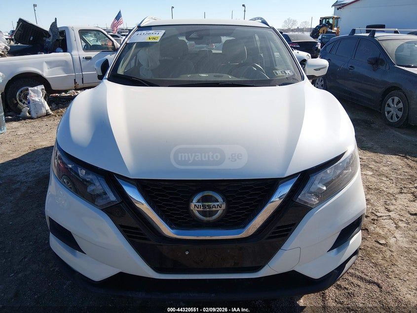 Nissan Rogue Sport 2022 — миниатюра 11