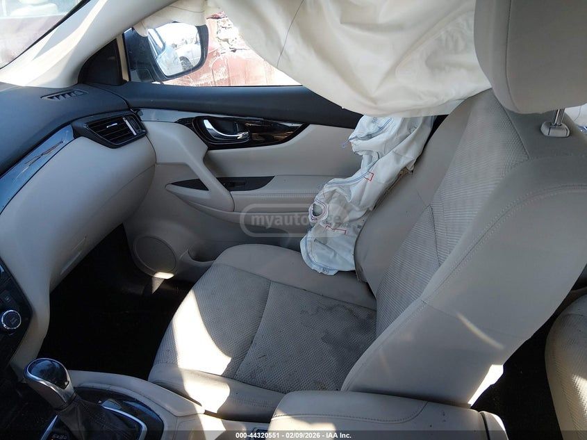 Nissan Rogue Sport 2022 — миниатюра 5