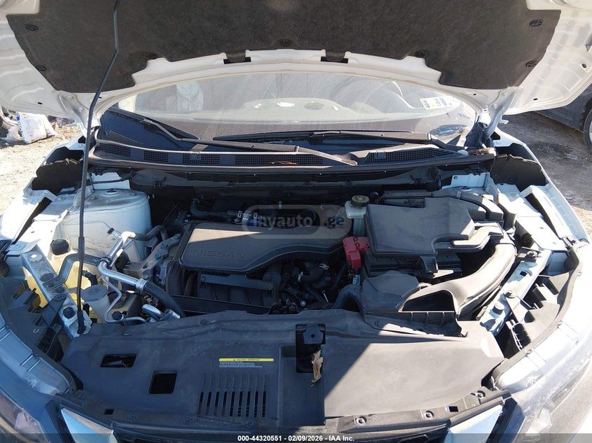 Nissan Rogue Sport 2022 — миниатюра 9