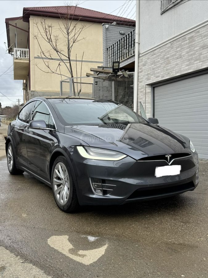 Tesla Long range plus