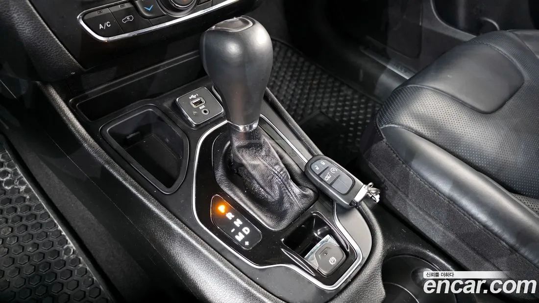 Jeep Cherokee - фото 9