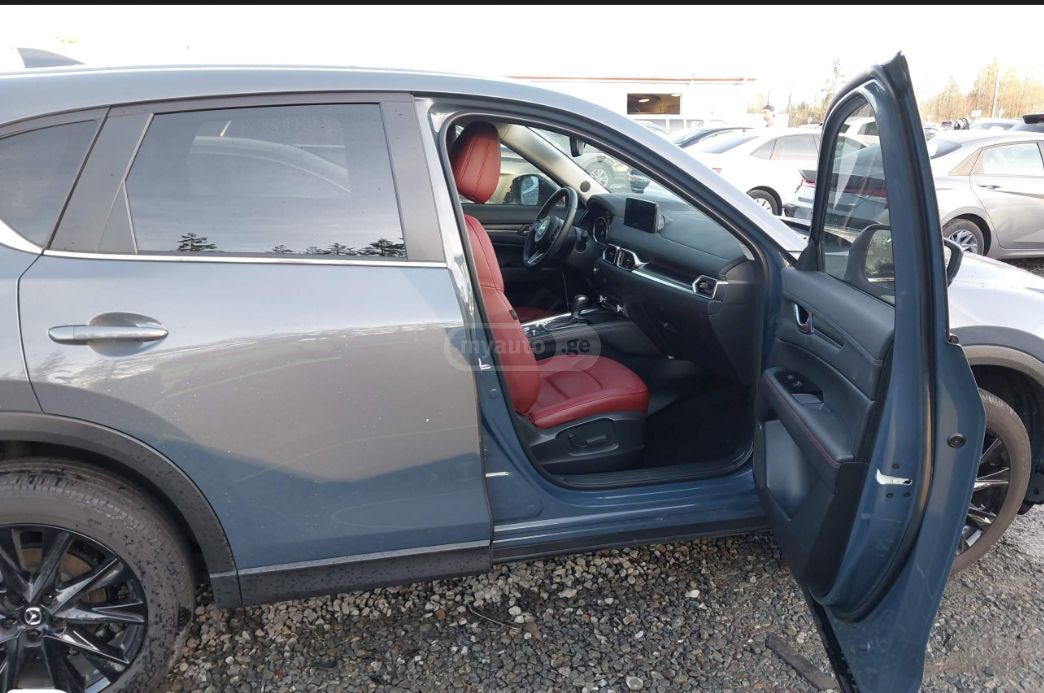 Mazda CARBON EDITION — миниатюра 4