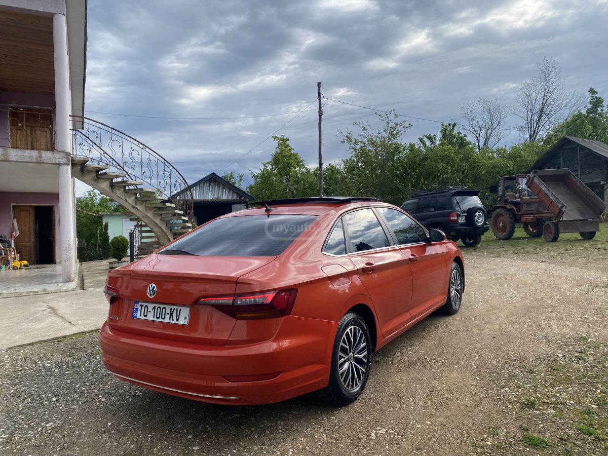 Volkswagen Jetta - фото 15