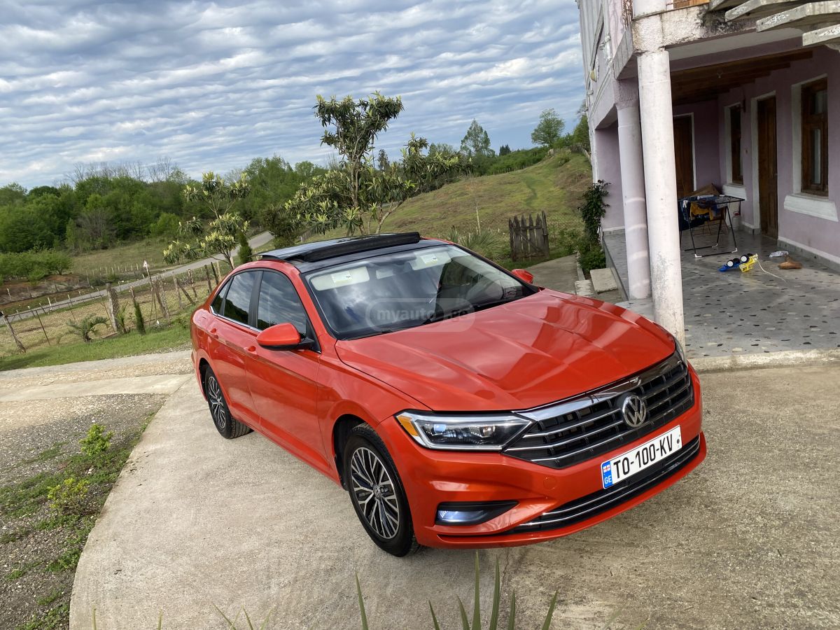 Volkswagen Jetta - фото 4