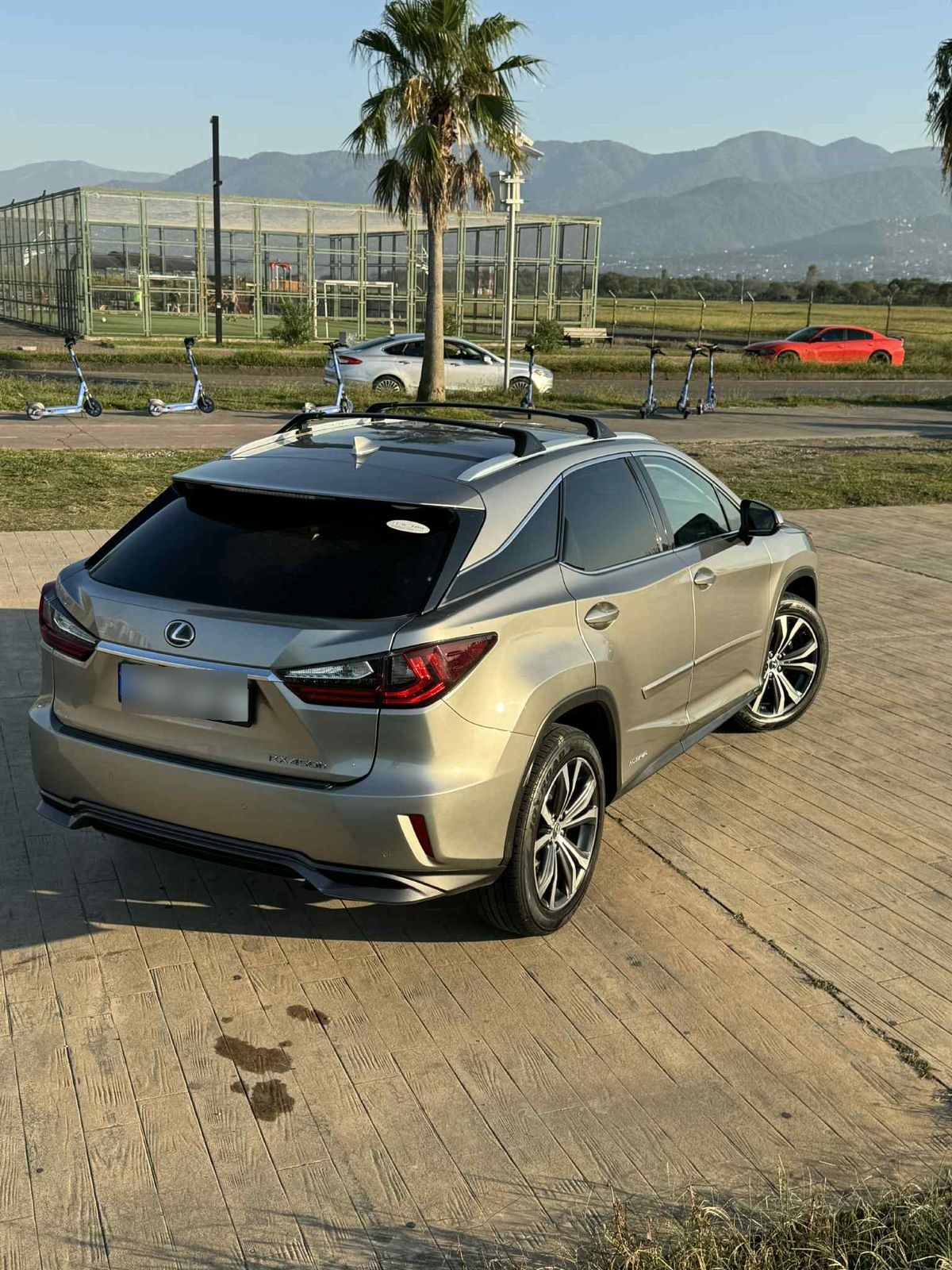 Lexus RX 450 - фото 1