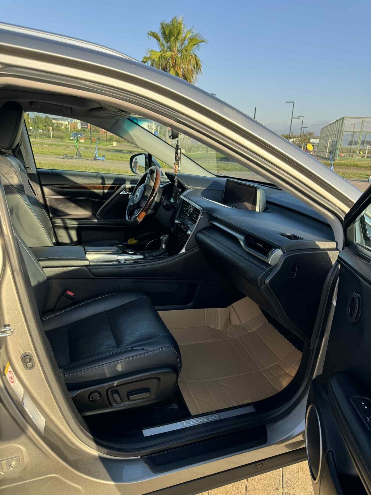 Lexus RX 450 - фото 6