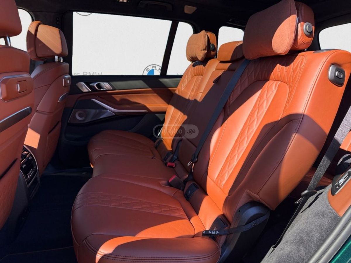 BMW X7 - фото 5