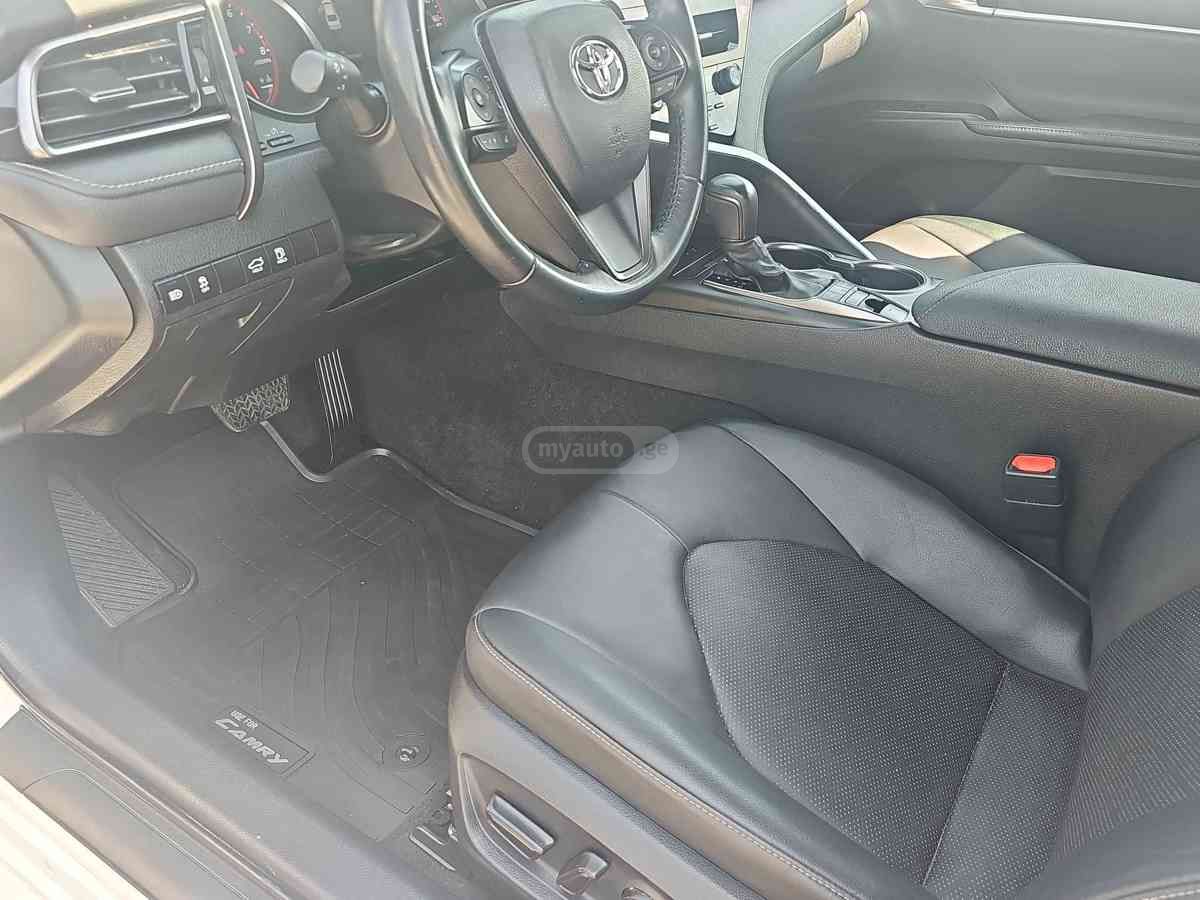 Toyota Toyota Camry — миниатюра 10