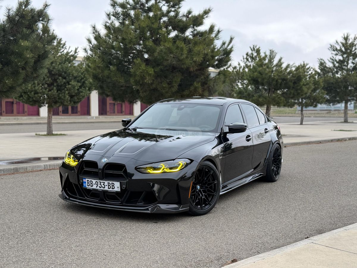BMW M3 - фото 1