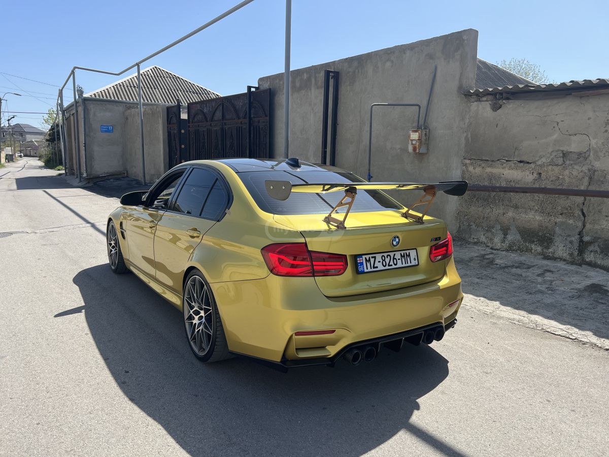 BMW M3 - фото 10