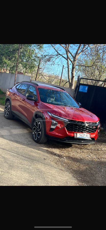 Chevrolet Trax - фото 1