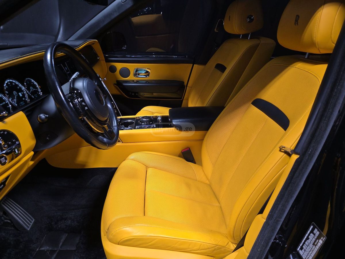 Rolls-Royce Cullinan 2021 — миниатюра 10