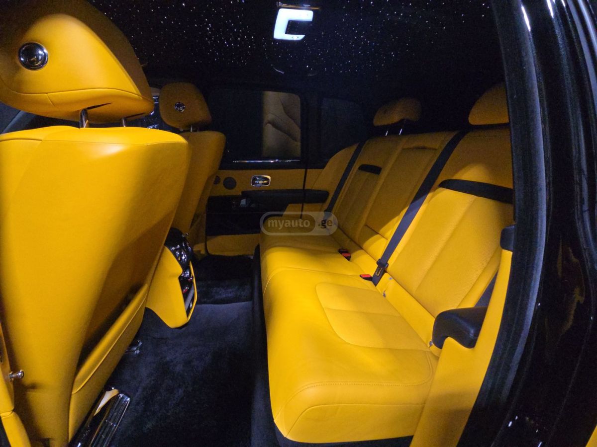 Rolls-Royce Cullinan 2021 — миниатюра 13