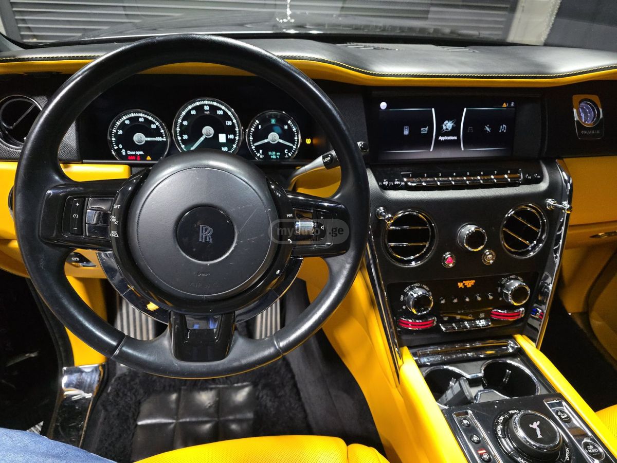 Rolls-Royce Cullinan 2021 — миниатюра 15