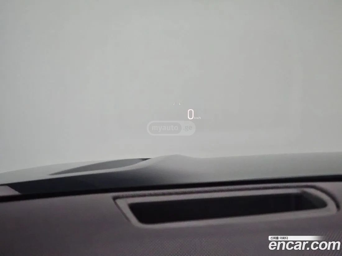 Cadillac Escalade 2025 — миниатюра 10